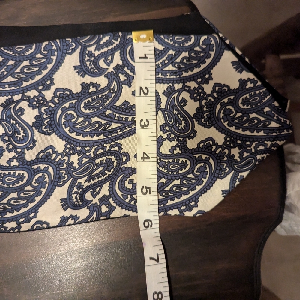 Silk Gentlemen's Handkerchief pocket square blue white paisley Matching Ascot - Picture 3 of 11
